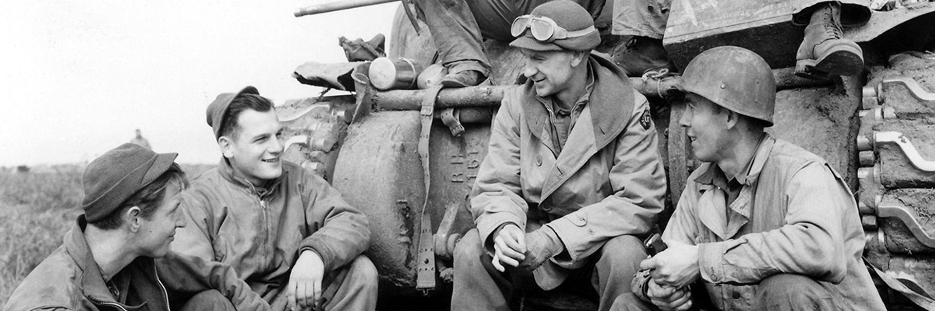 Ernie Pyle and A&#46;J&#46; Liebling&#58; The Sacrifice of Two Writers Who Remade War Reporting