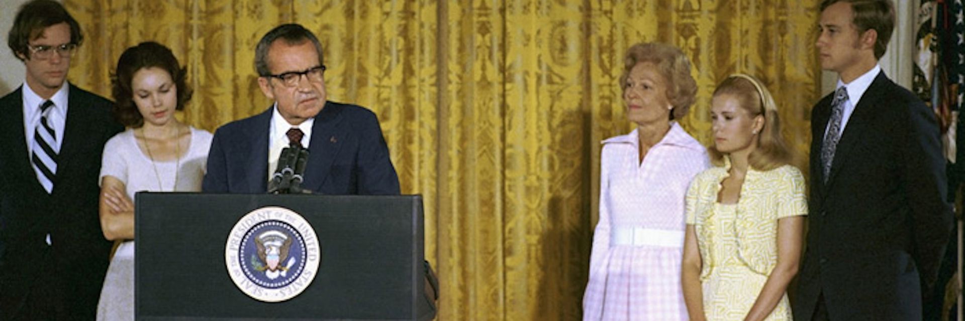 Nixon&#8217;s Resignation&#58; The Fall of a Presidency