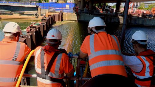 Tunnels Under the Thames