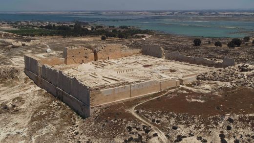 Cleopatra, The Conquest of Egypt’s Throne